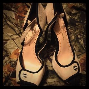 Jessica Simpson Barnabay High heels